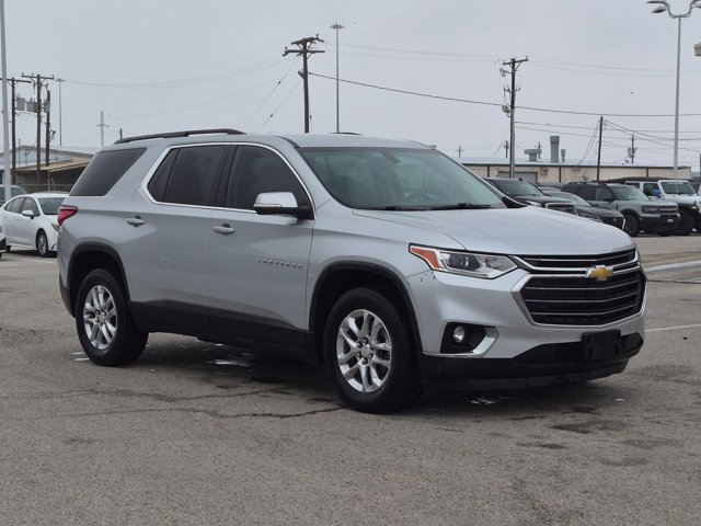 Used 2021 Chevrolet Traverse LT w/ LPO, Floor Liner Package FWD image 3