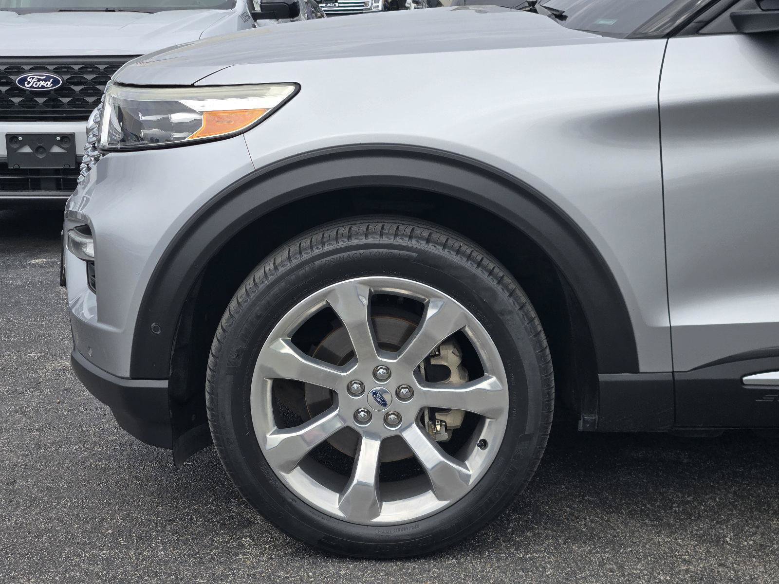 Used 2020 Ford Explorer Platinum AWD/4WD image 9