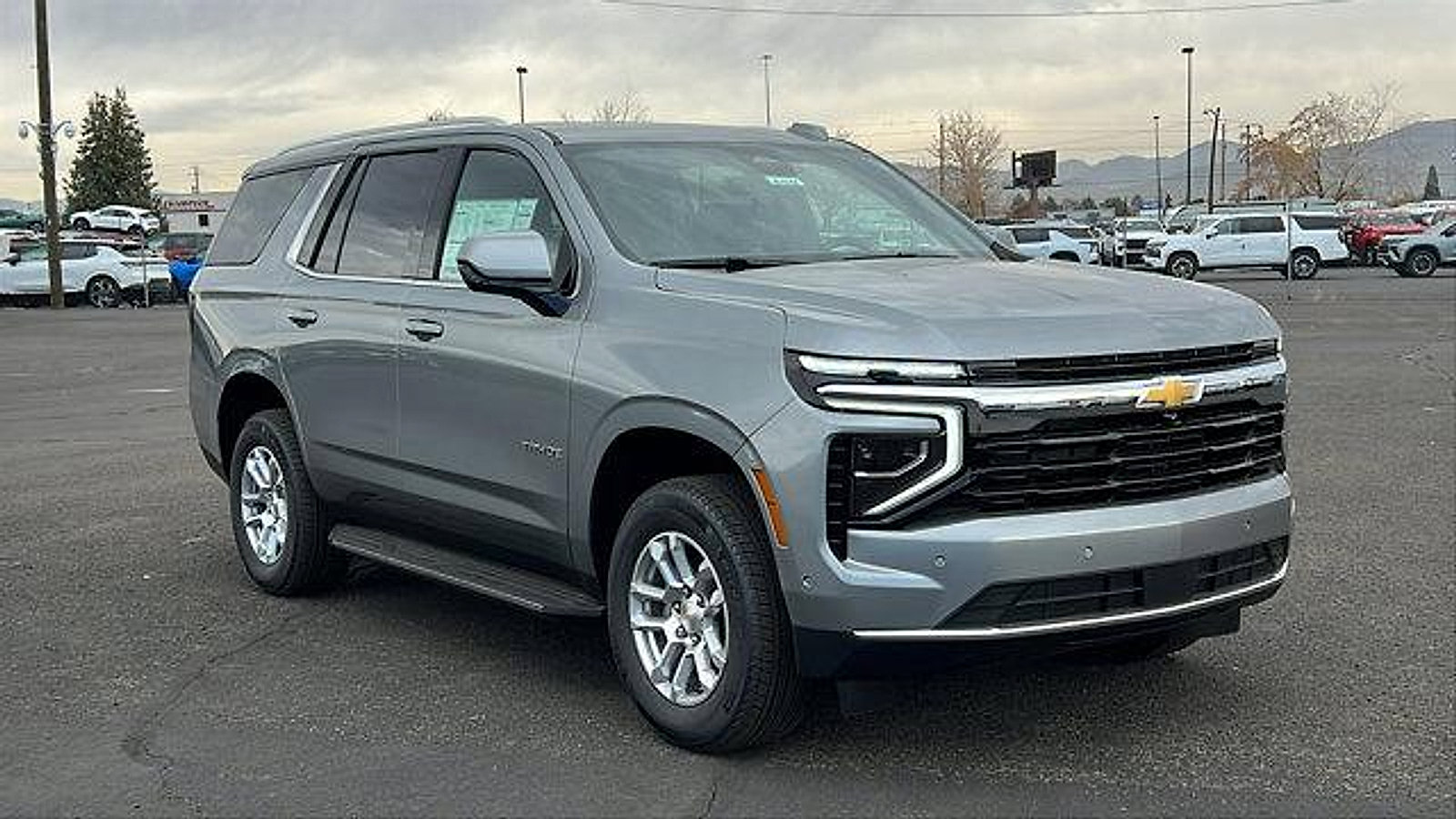 New 2026 Chevrolet Tahoe LS image 3