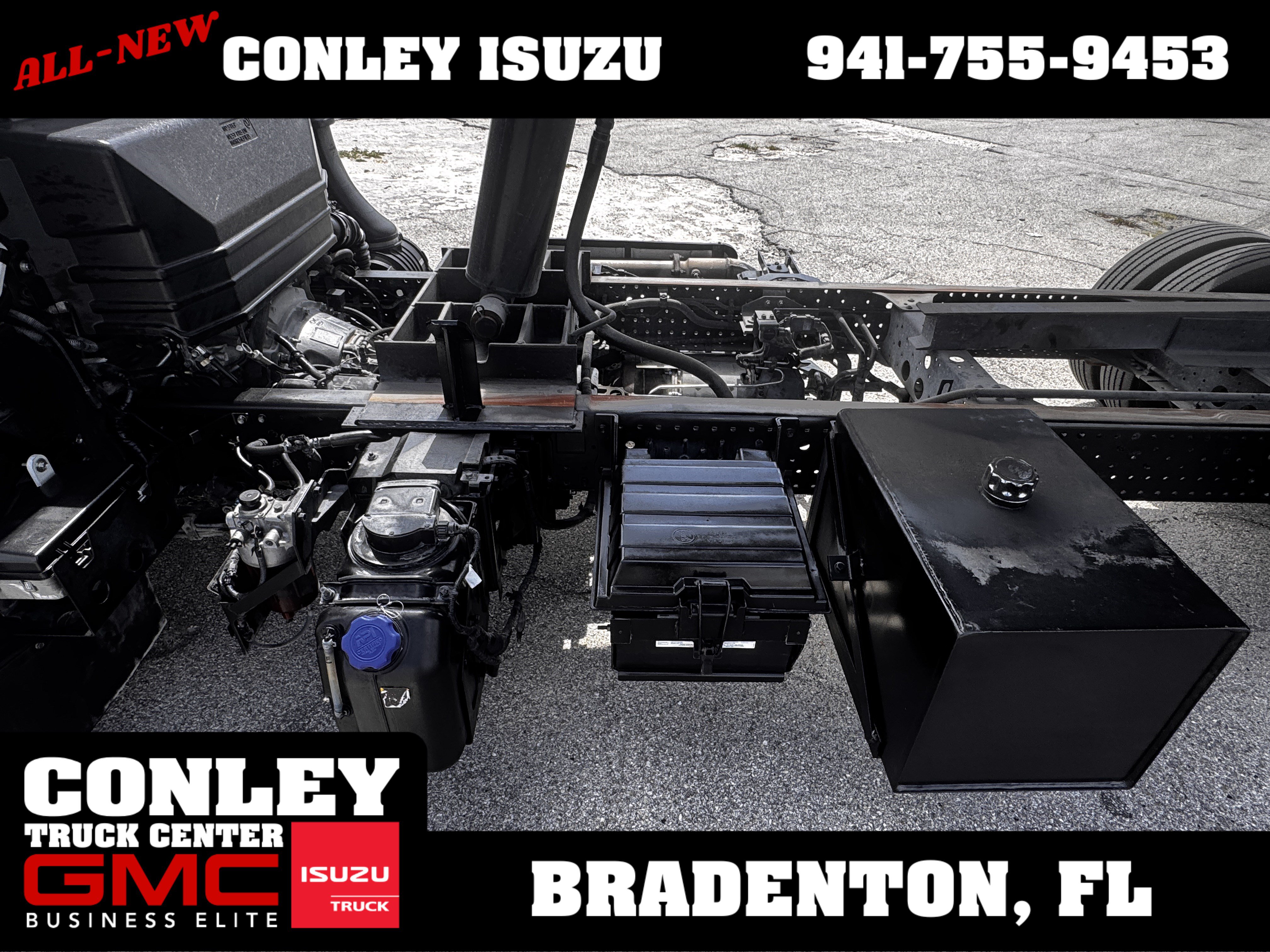 Used 2023 Isuzu NPR RWD image 8