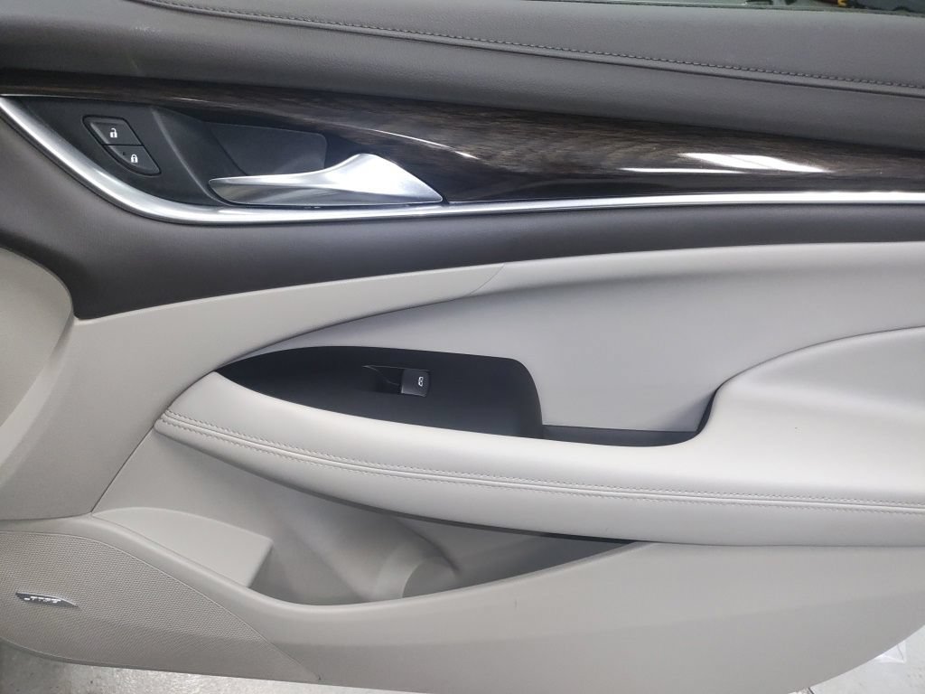 Used 2019 Buick LaCrosse Essence w/ Sun and Shade Package FWD image 9