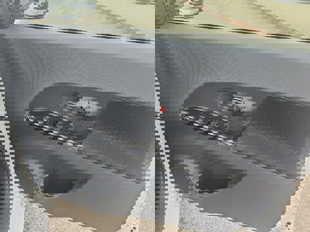 Used 2010 Scion xD image 32