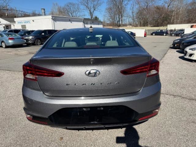 Used 2020 Hyundai Elantra SEL image 4