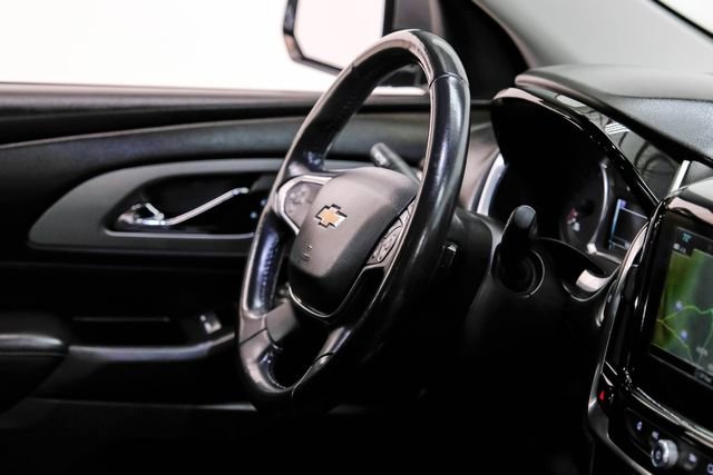 Used 2019 Chevrolet Traverse RS image 12