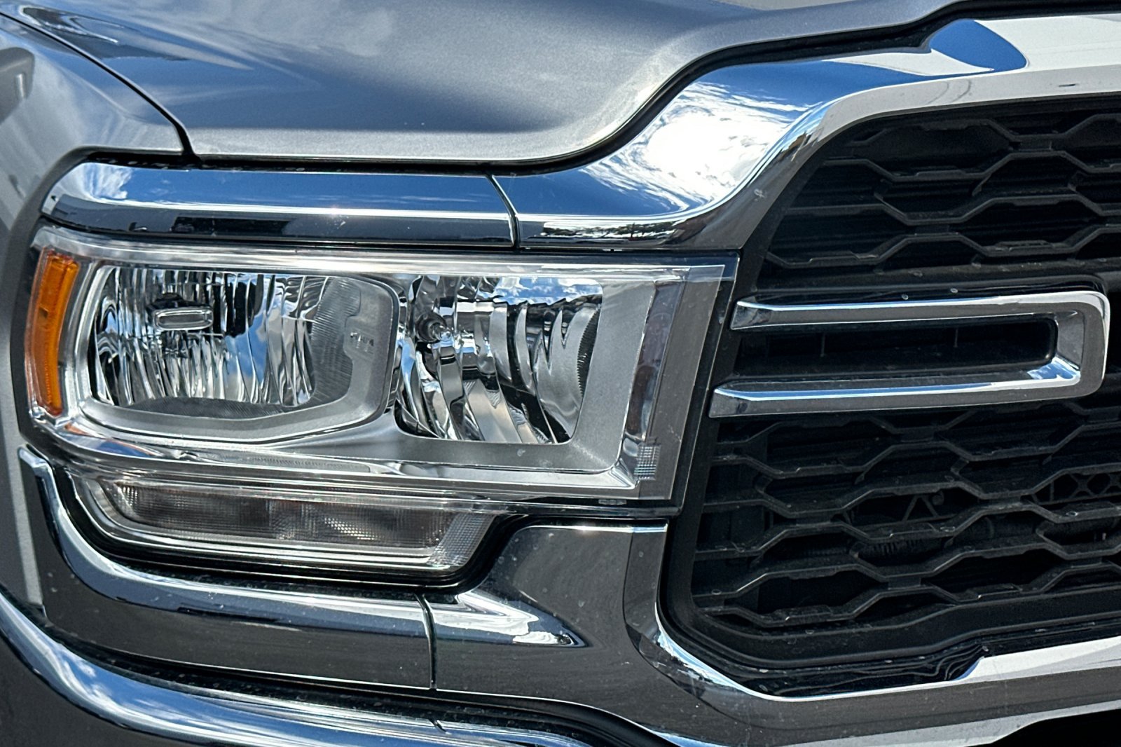Used 2024 RAM 3500 Tradesman w/ Chrome Appearance Group AWD/4WD image 42