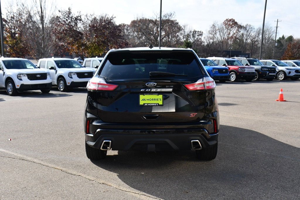 Used 2021 Ford Edge ST w/ Equipment Group 401A image 5