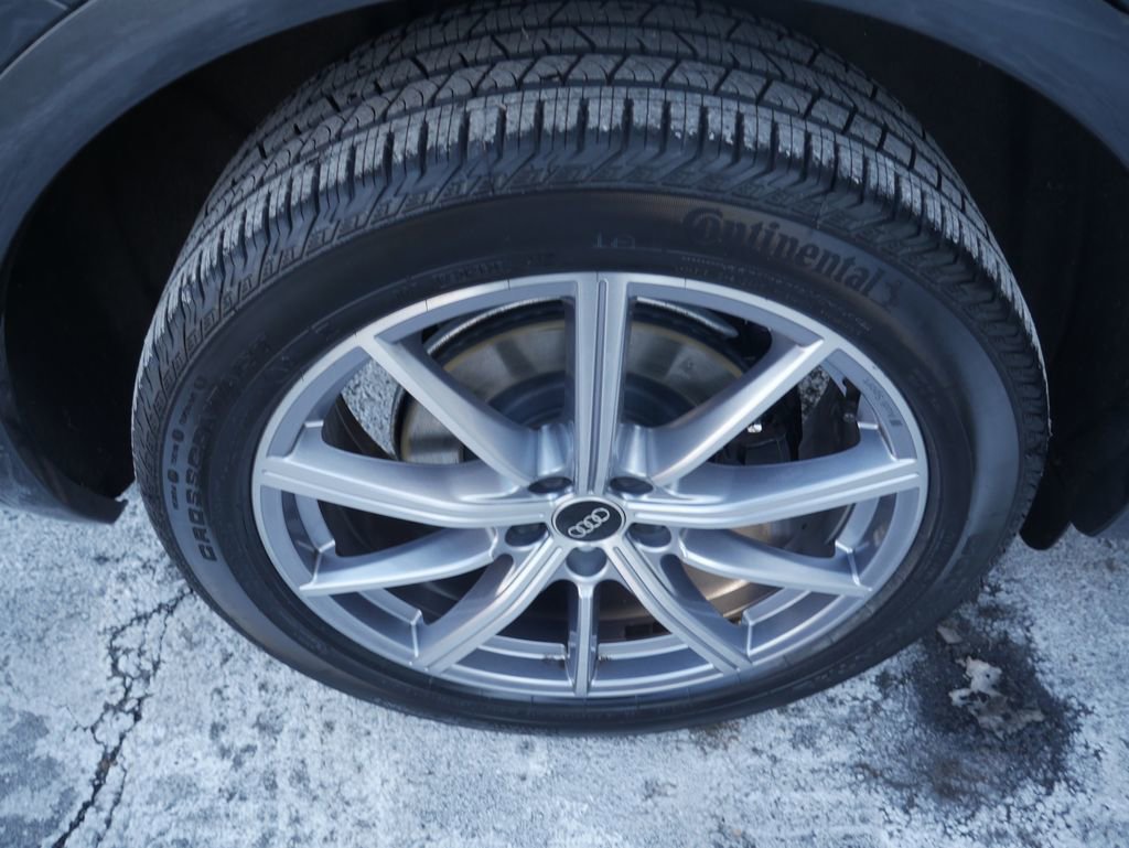 Certified 2023 Audi SQ5 Premium Plus w/ Premium Plus Package image 13