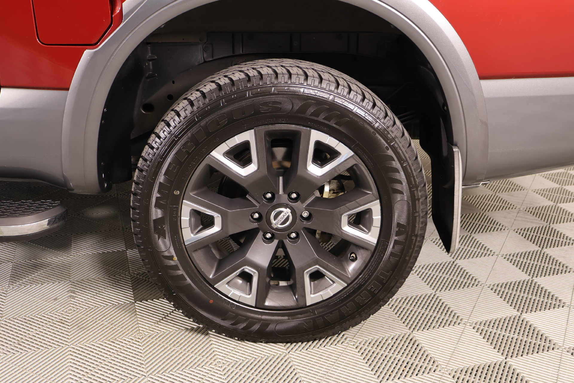 Used 2020 Nissan Titan Platinum Reserve w/ Protection Package 2 AWD/4WD image 17