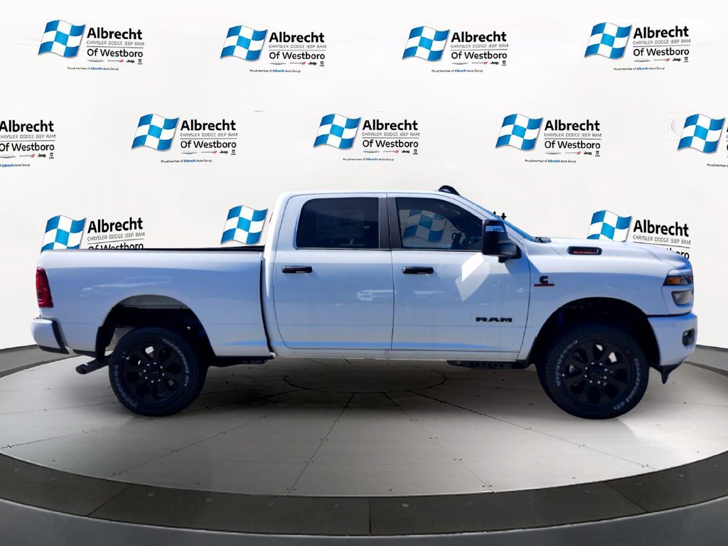 New 2026 RAM 2500 Big Horn AWD/4WD image 6