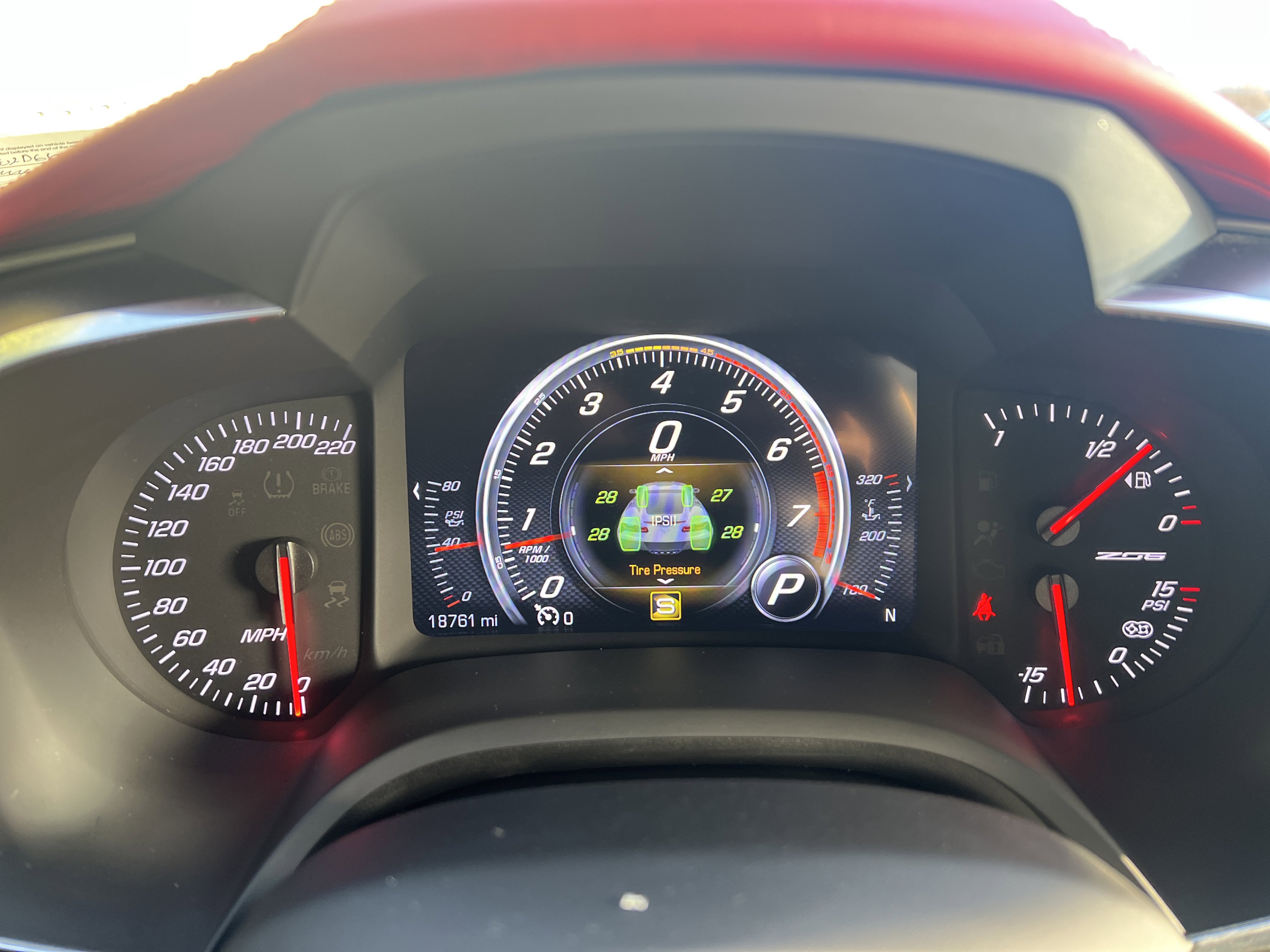 Used 2016 Chevrolet Corvette Z06 w/ 3LZ Preferred Equipment Group image 23