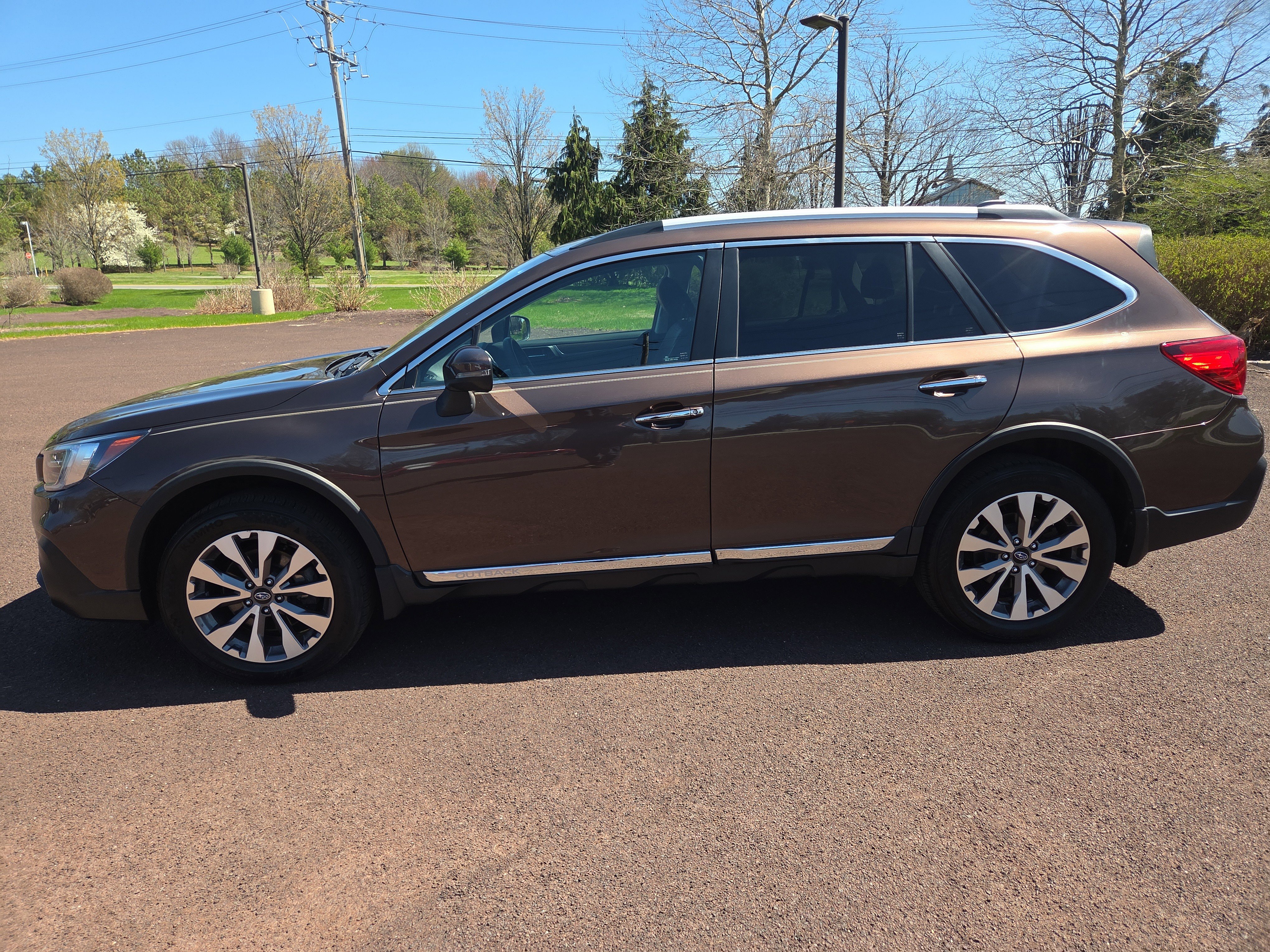 Used 2019 Subaru Outback 3.6R Touring w/ Protection Package #1 image 6