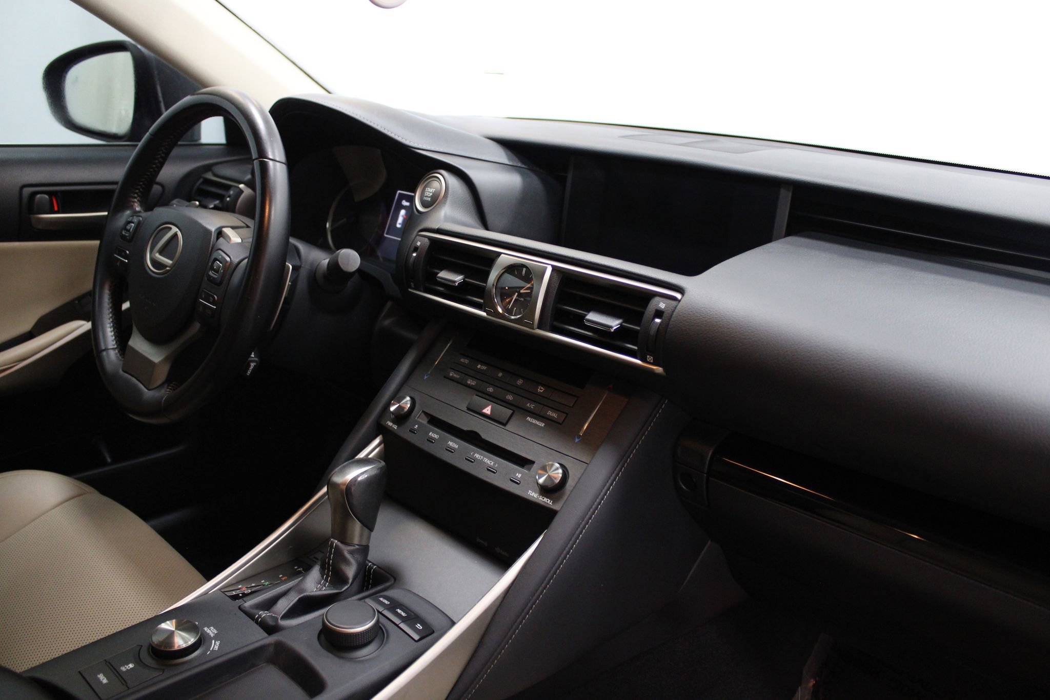 Used 2020 Lexus IS 300 w/ Accessory Package 2 image 32