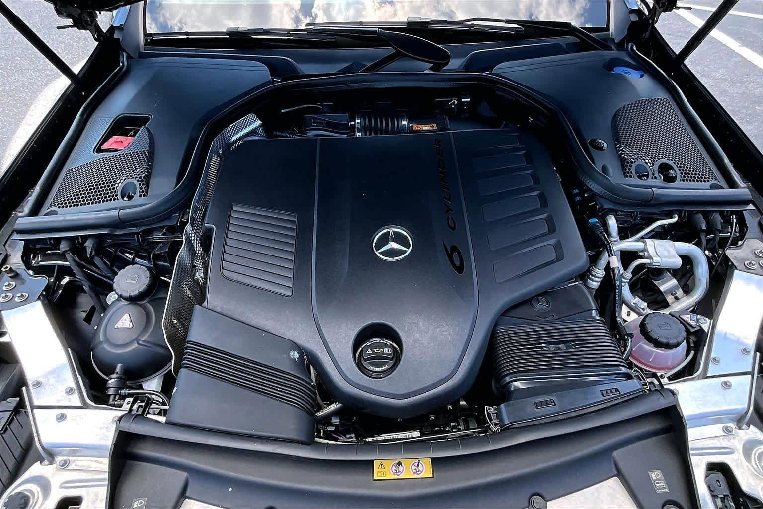 Used 2021 Mercedes-Benz E 450 4MATIC Sedan image 32