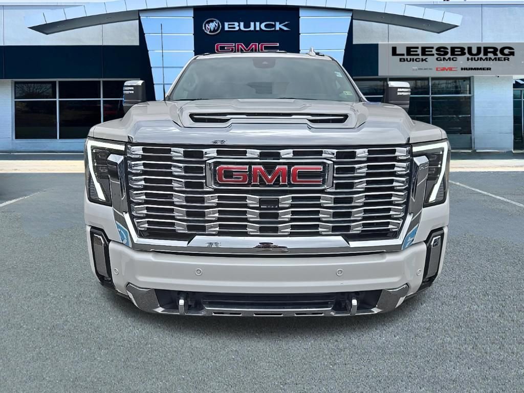 Used 2024 GMC Sierra 2500 Denali w/ Denali Reserve Package image 2