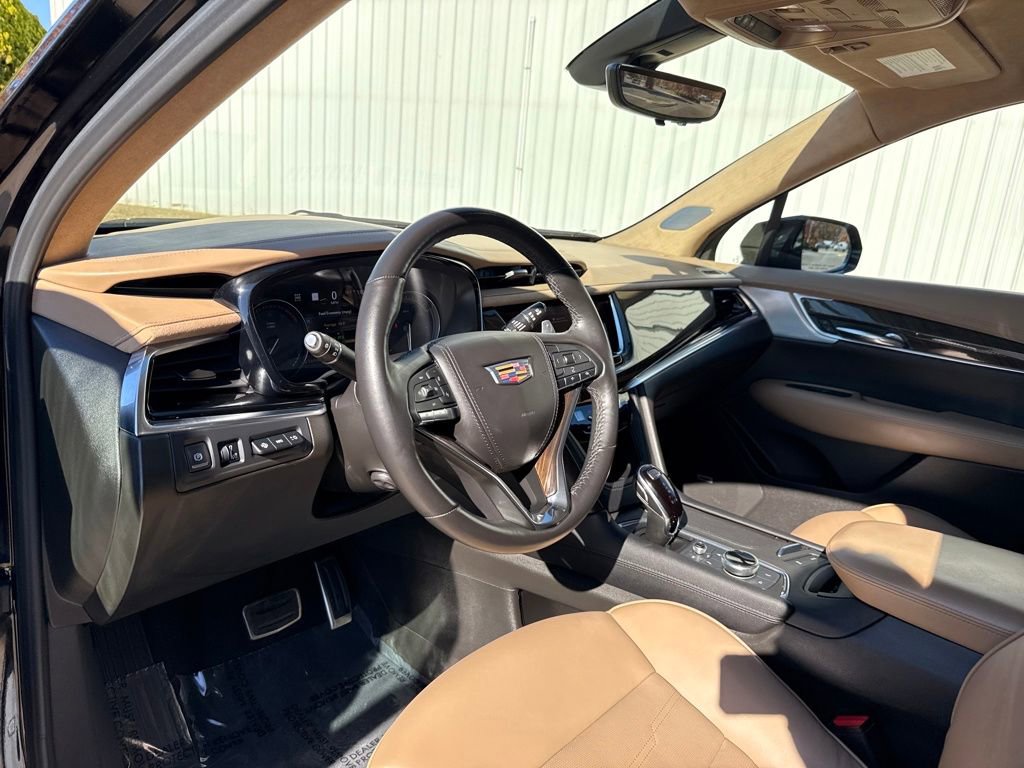 Certified 2023 Cadillac XT6 Sport w/ Platinum Package image 4