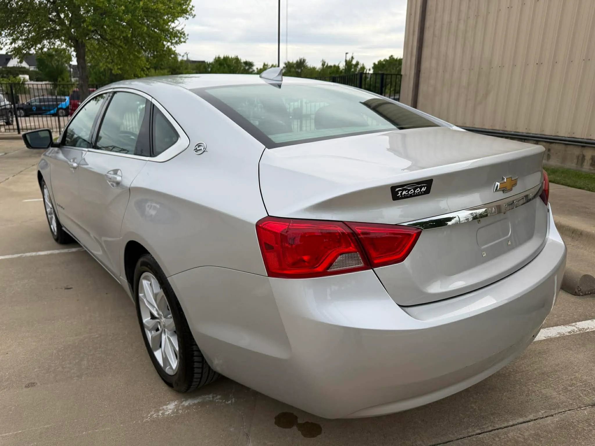 Used 2019 Chevrolet Impala LT image 4