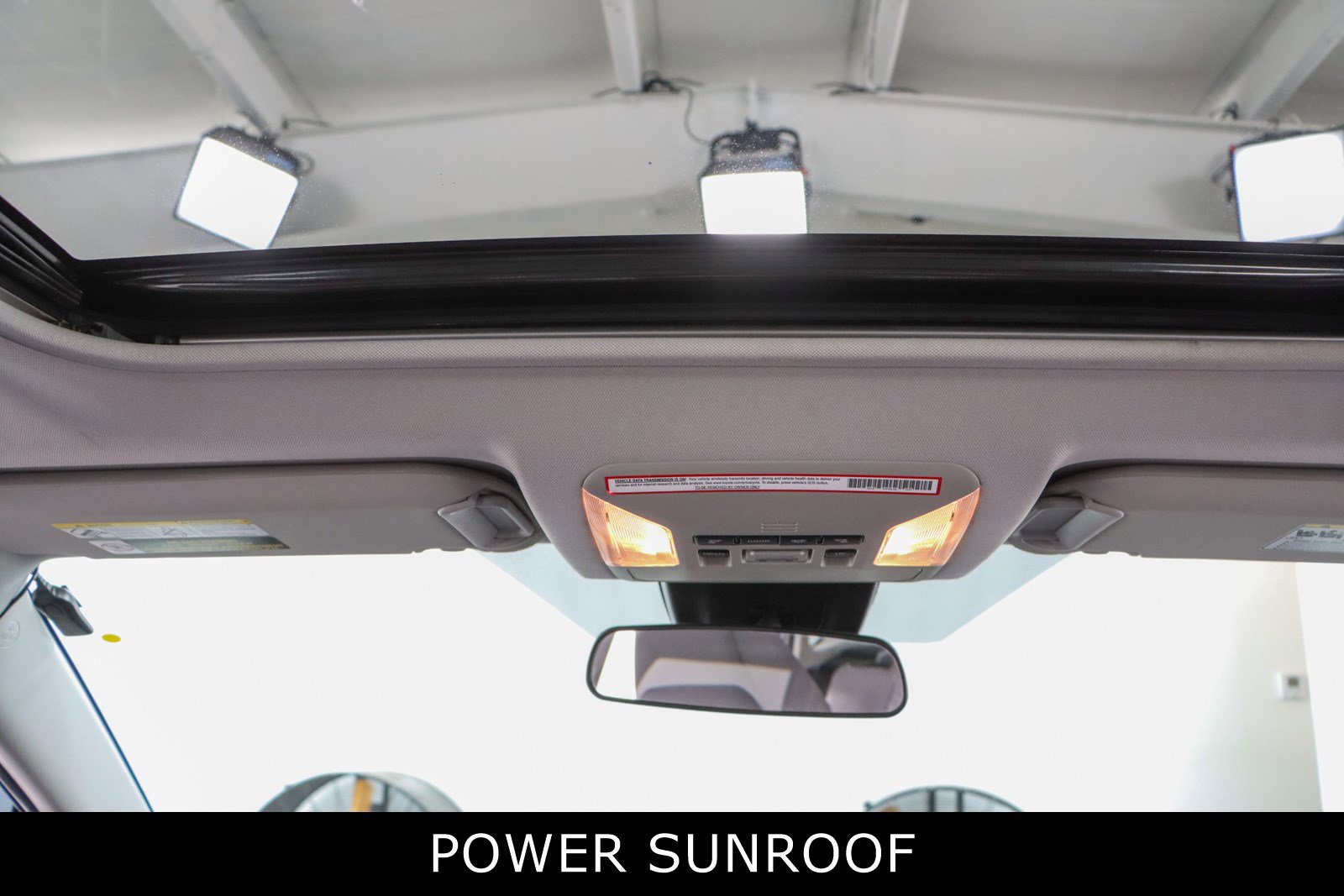 Used 2021 Toyota RAV4 XLE w/ Convenience Package AWD/4WD image 21