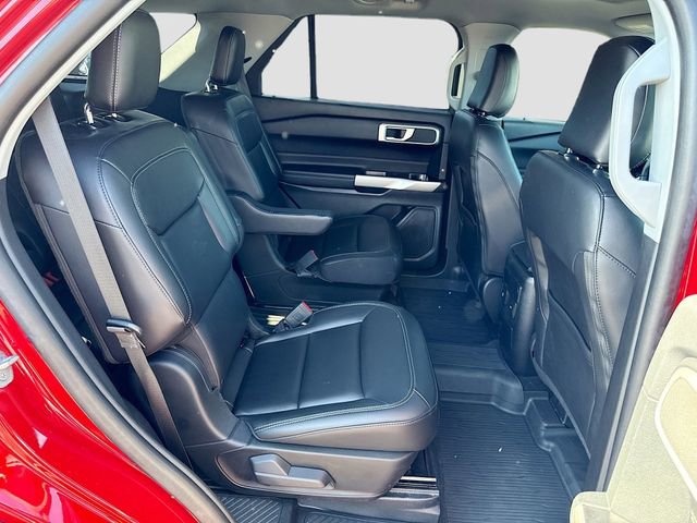 Used 2023 Ford Explorer XLT w/ Equipment Group 202A image 29
