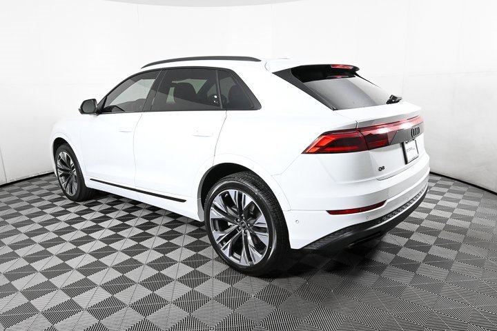 New 2025 Audi Q8 Premium image 27
