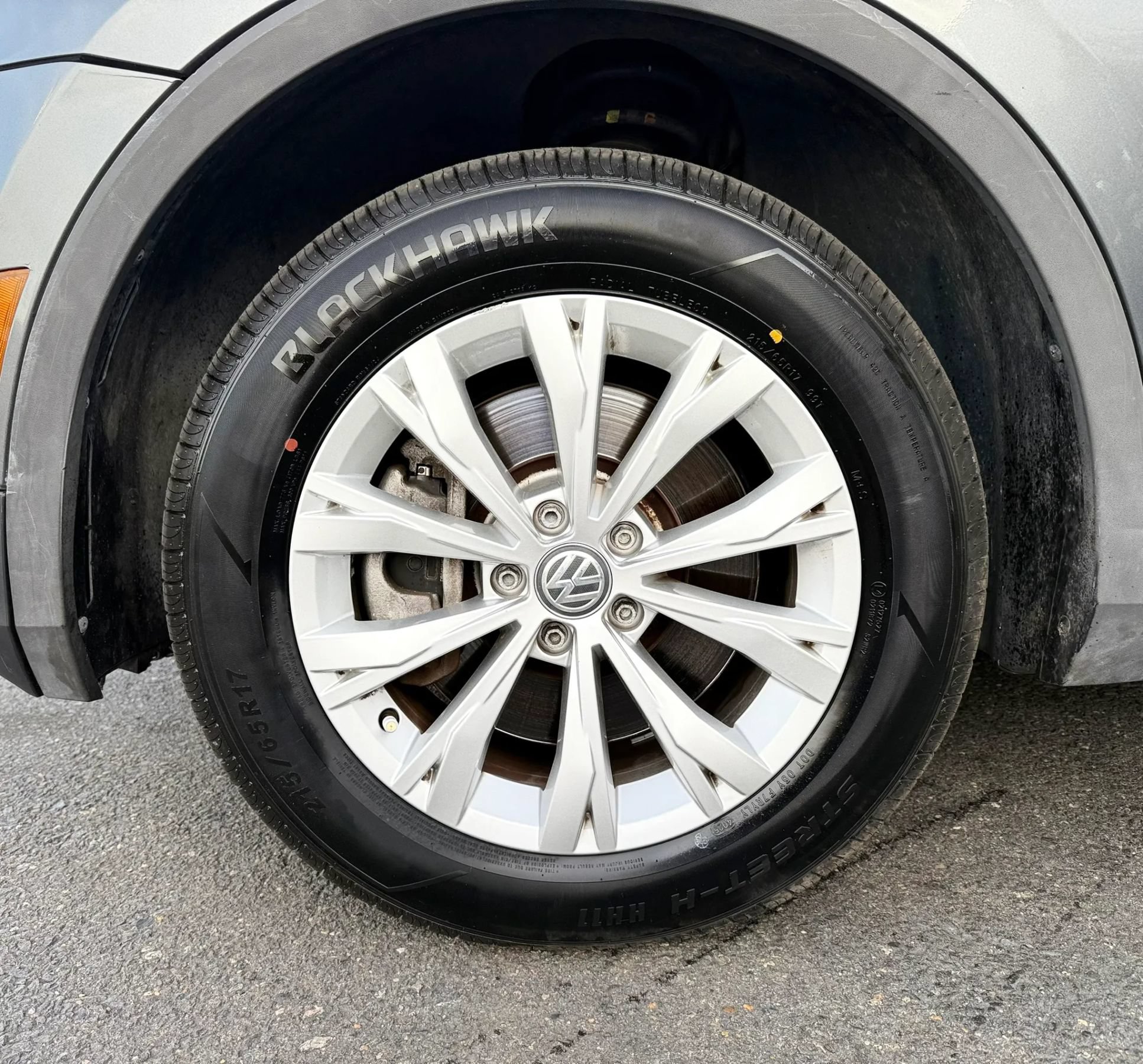 Used 2020 Volkswagen Tiguan S FWD image 43