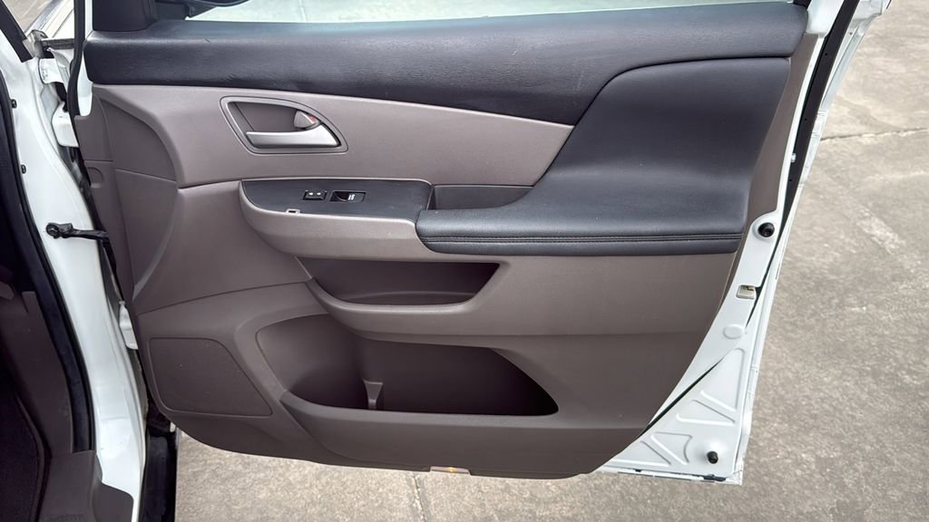 Used 2013 Honda Odyssey EX-L image 34