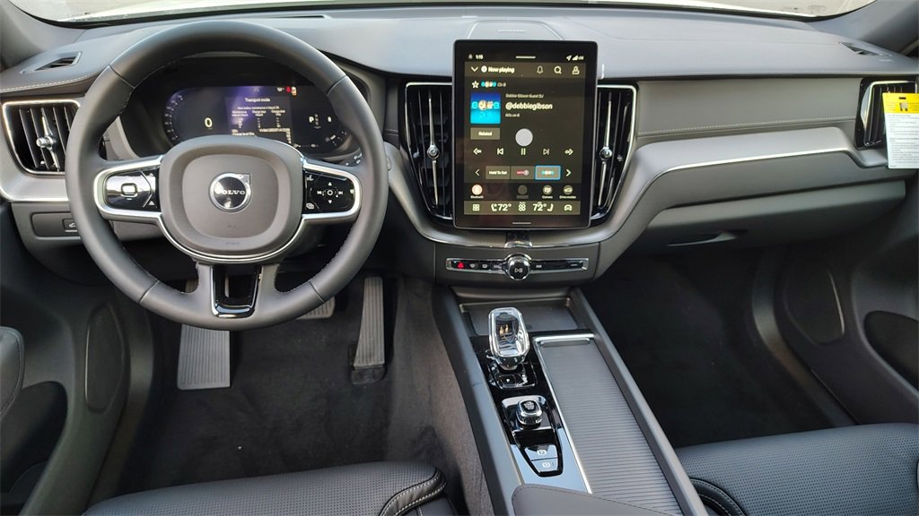 New 2026 Volvo XC60 B5 Ultra w/ Climate Package image 12