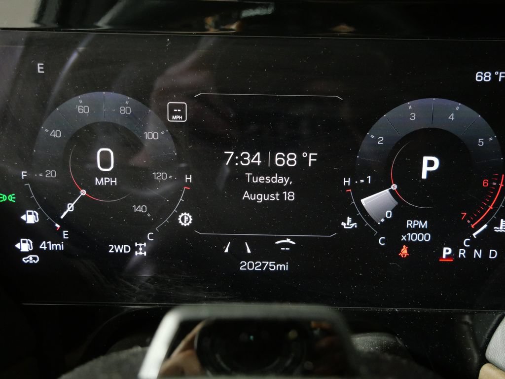 Used 2025 GMC Yukon Denali Ultimate AWD/4WD image 33