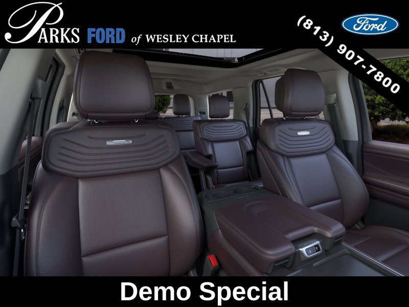 New 2026 Ford Expedition Platinum w/ Platinum Ultimate Package AWD/4WD image 10