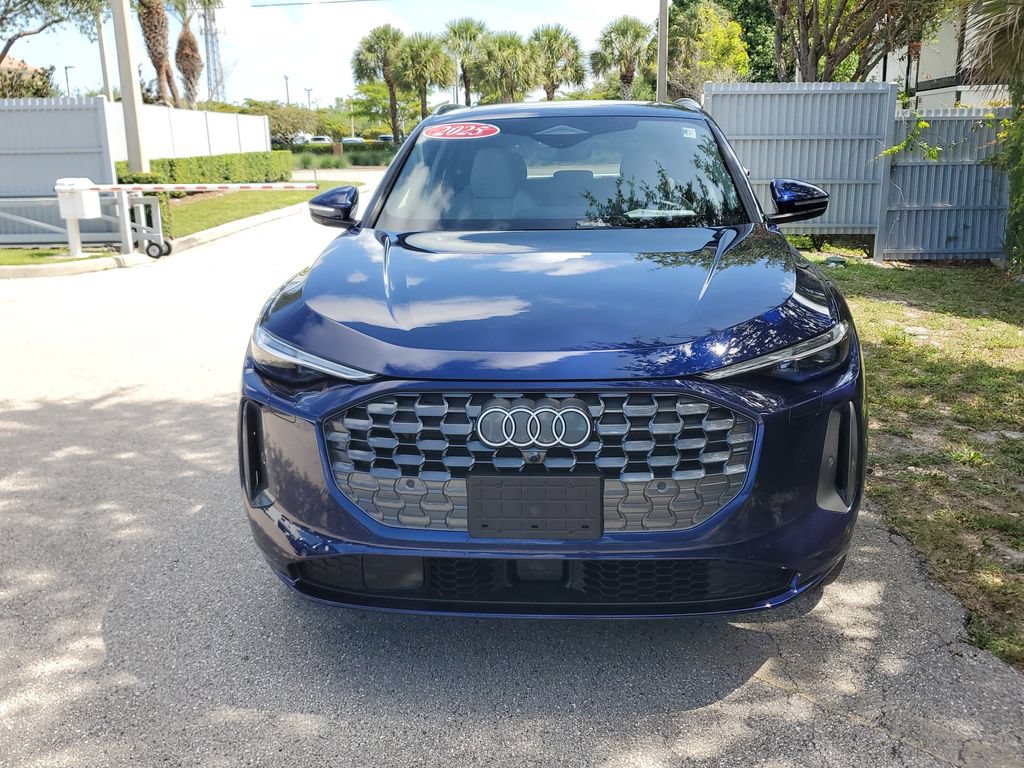 Certified 2025 Audi Q5 Premium w/ Premium Plus AWD/4WD image 9