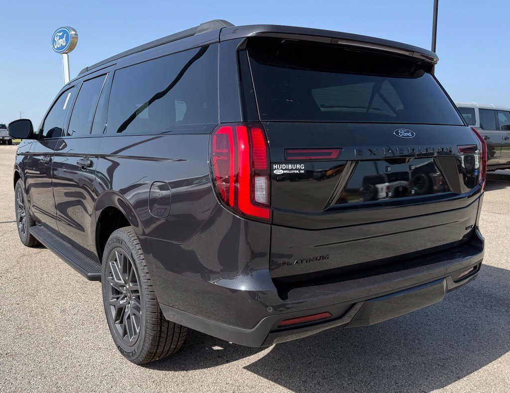 New 2026 Ford Expedition Max Platinum w/ Stealth Appearance Package AWD/4WD image 4