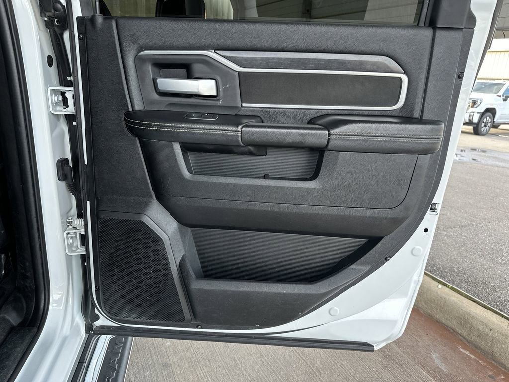 Used 2024 RAM 2500 Big Horn image 33