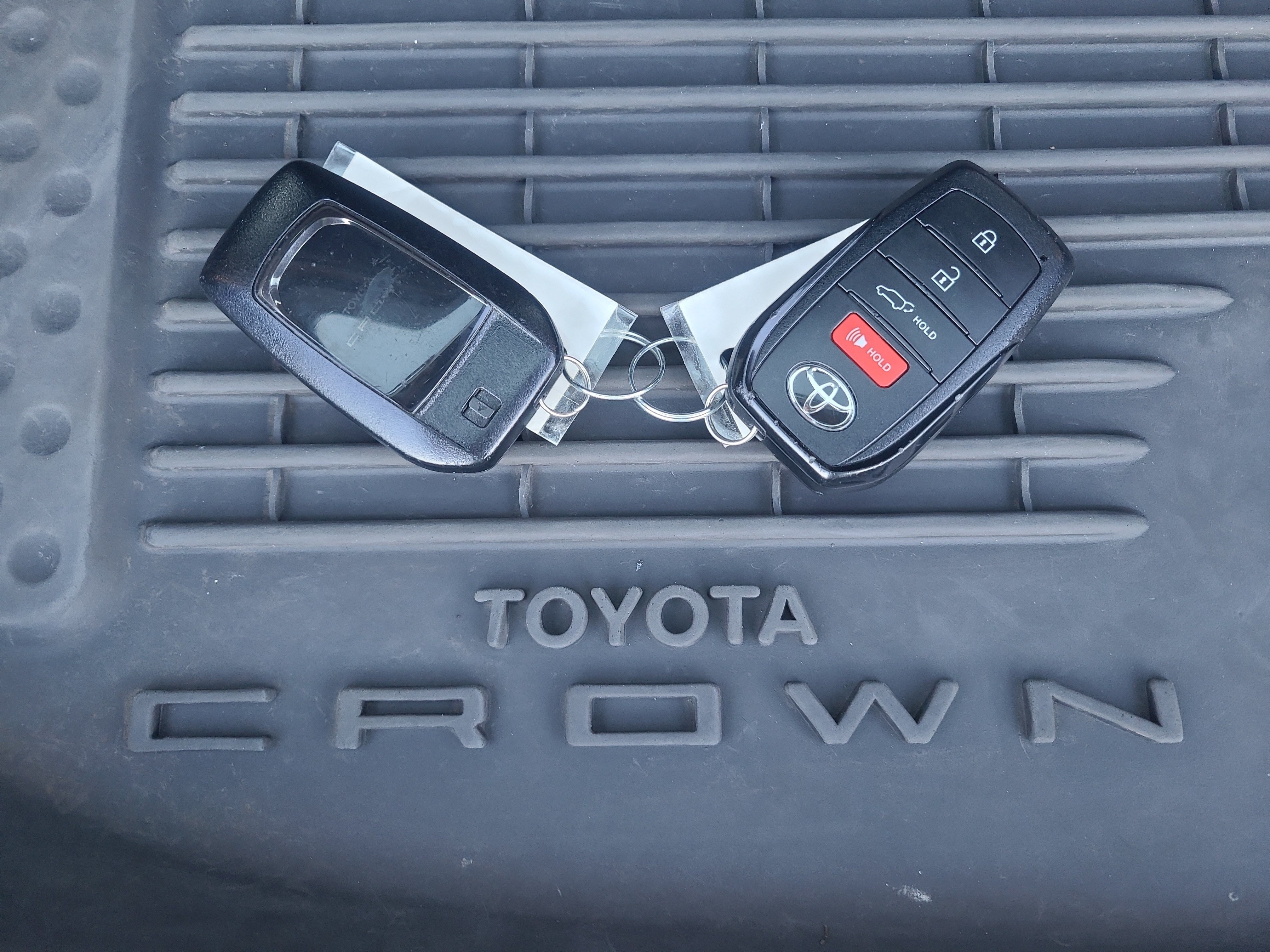Certified 2025 Toyota Crown Signia AWD/4WD image 30