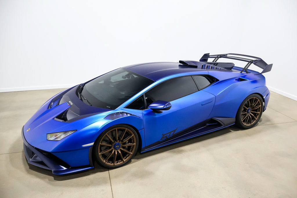 Used 2023 Lamborghini Huracan STO RWD image 15