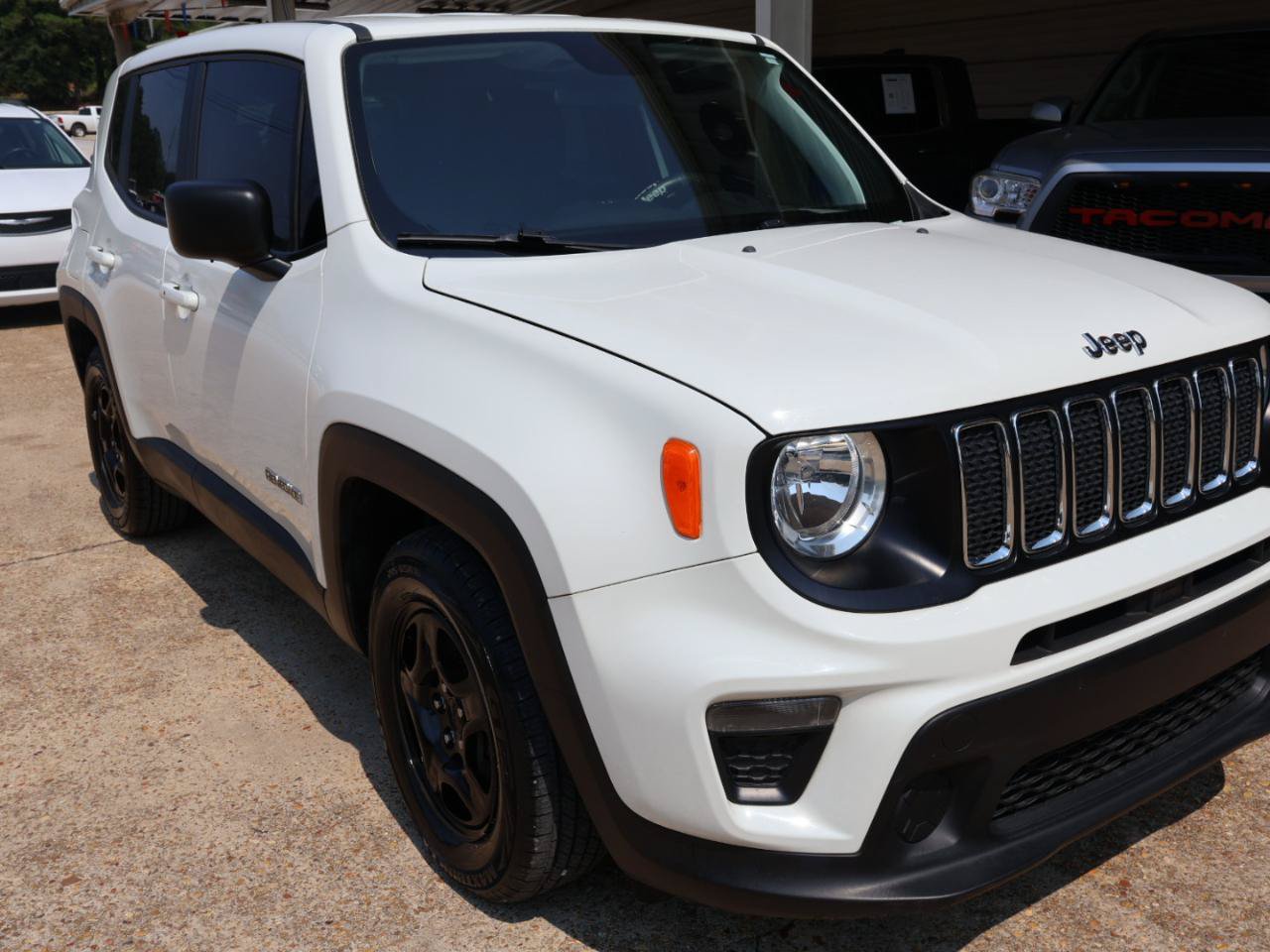 Used 2020 Jeep Renegade Sport FWD image 4