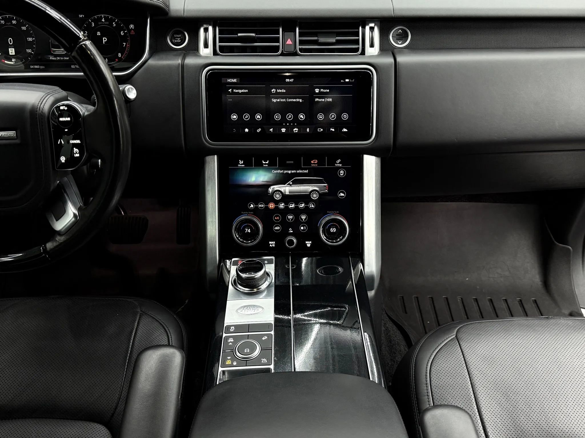 Used 2018 Land Rover Range Rover HSE image 14