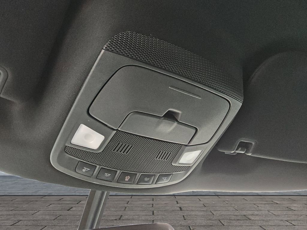 Used 2019 Ford Expedition XLT w/ Equipment Group 201A RWD image 24