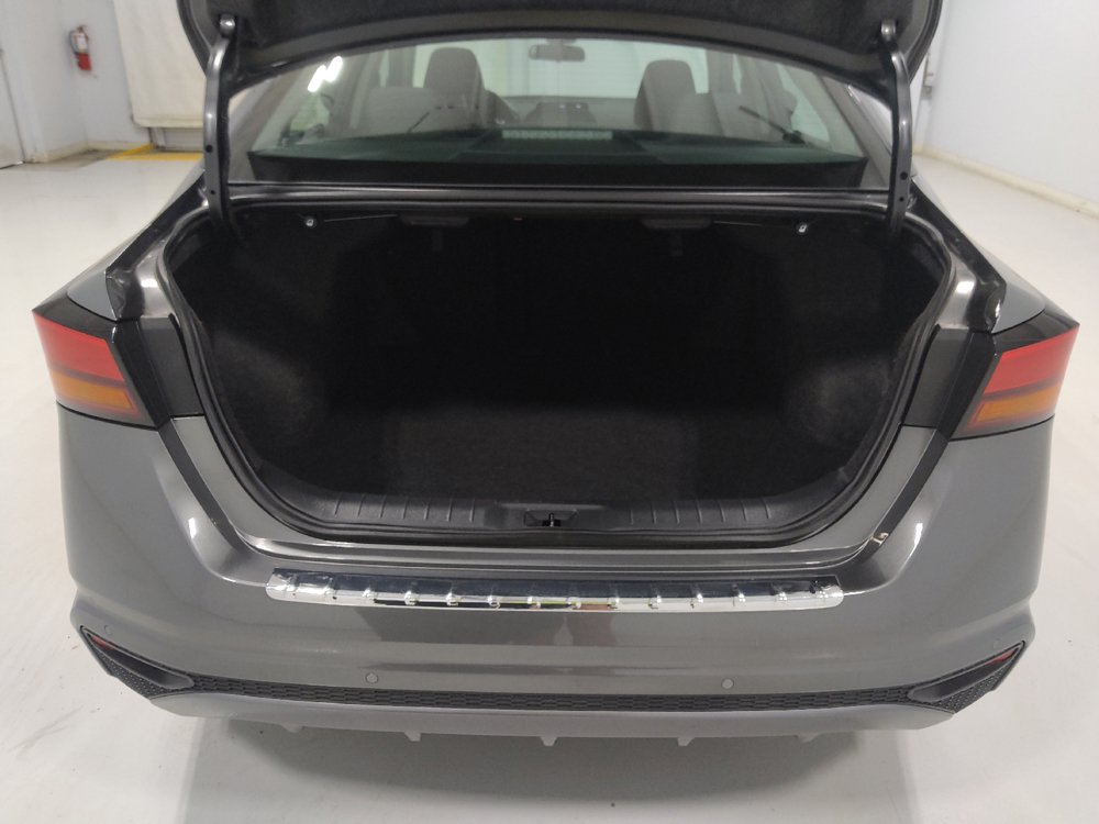 Used 2023 Nissan Altima 2.5 SV FWD image 29