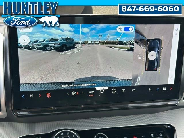 Used 2025 Ford Expedition Active AWD/4WD image 32