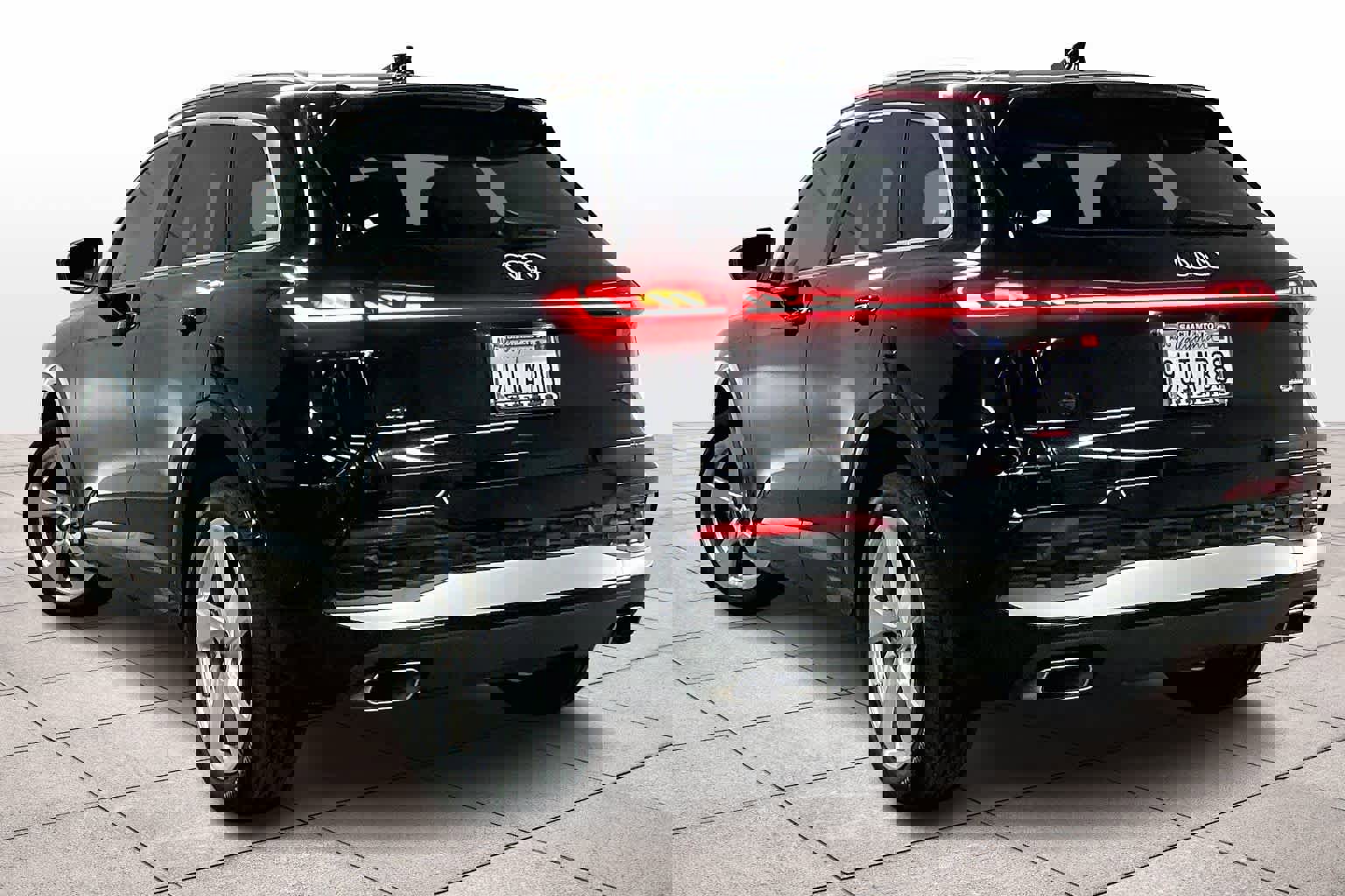 Certified 2025 Audi Q5 Prestige image 15