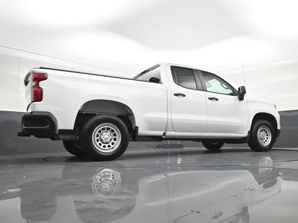 Used 2024 Chevrolet Silverado 1500 W/T w/ WT Value Package RWD image 31