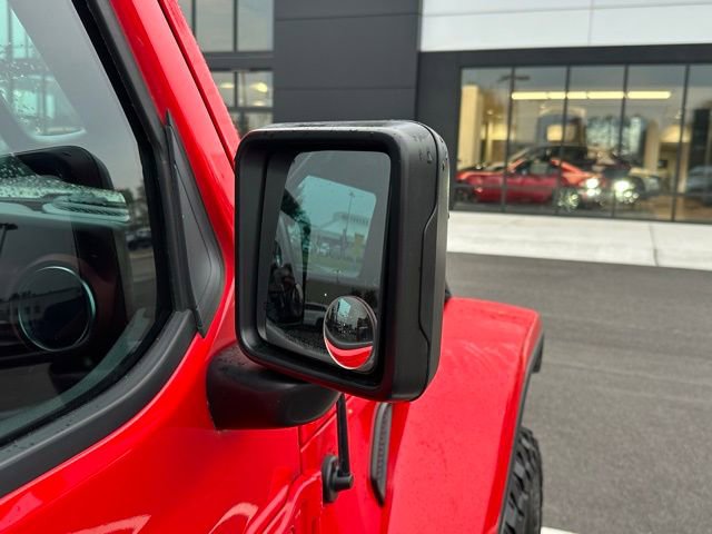 Used 2022 Jeep Wrangler Unlimited Rubicon w/ Steel Bumper Group image 7