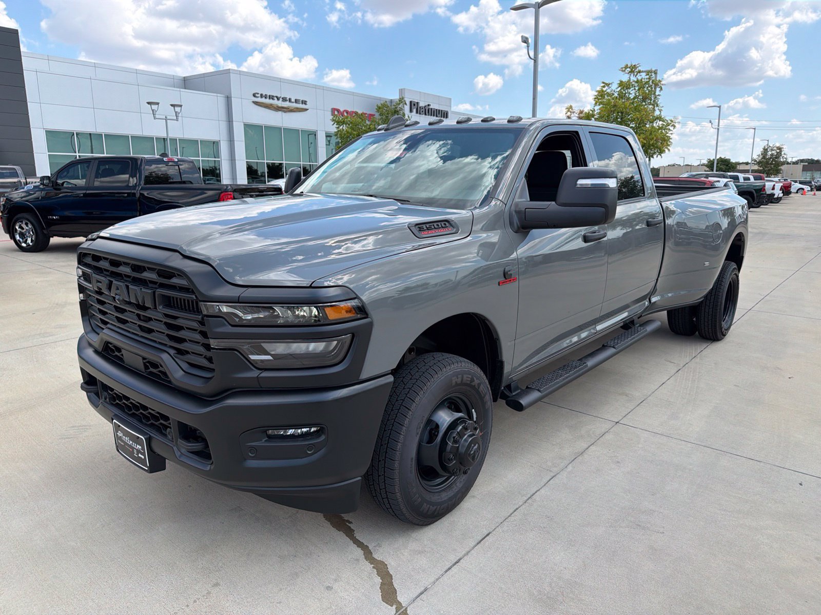 New 2027 RAM 3500 Tradesman AWD/4WD image 9