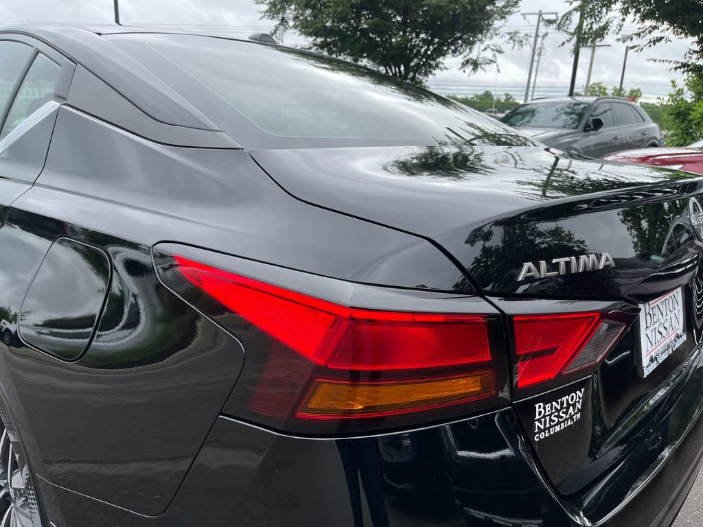 Used 2024 Nissan Altima 2.5 SV w/ SV Premium Package FWD image 40