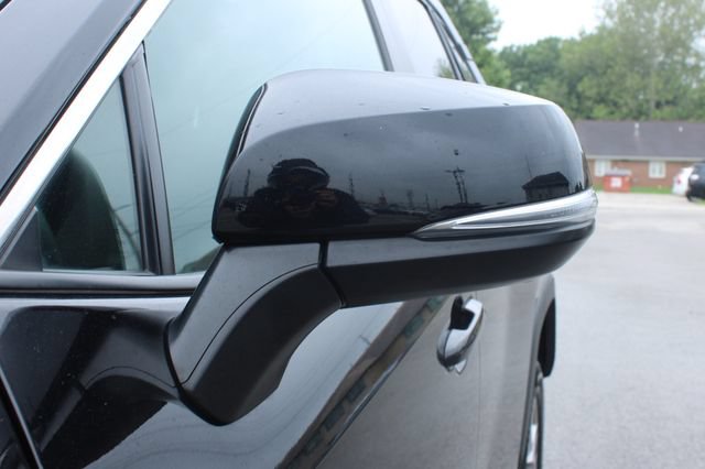 Used 2022 Toyota RAV4 XLE FWD image 7
