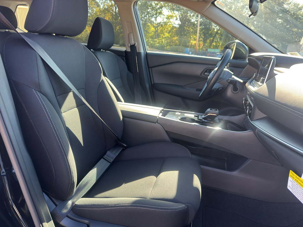 New 2026 Nissan Rogue S image 16