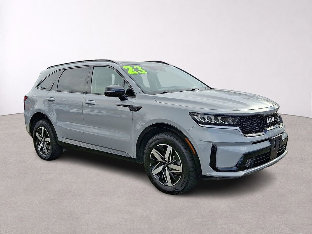 Used 2023 Kia Sorento EX w/ Panoramic Sunroof Package image 1