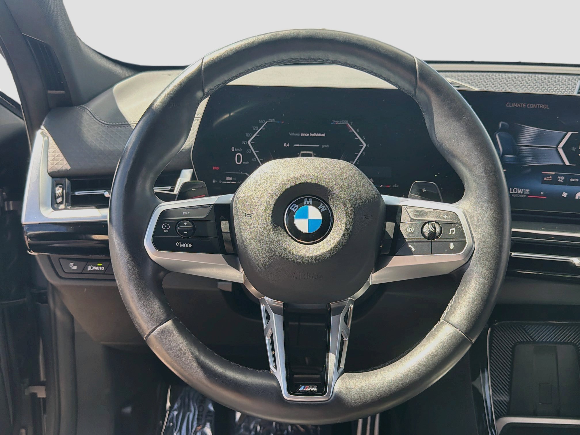 Used 2025 BMW X2 xDrive28i AWD/4WD image 18