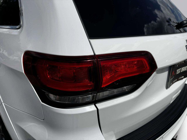 Used 2015 Jeep Grand Cherokee SRT w/ Trailer Tow Group IV image 14
