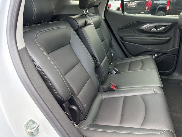 Used 2022 GMC Terrain SLT image 14