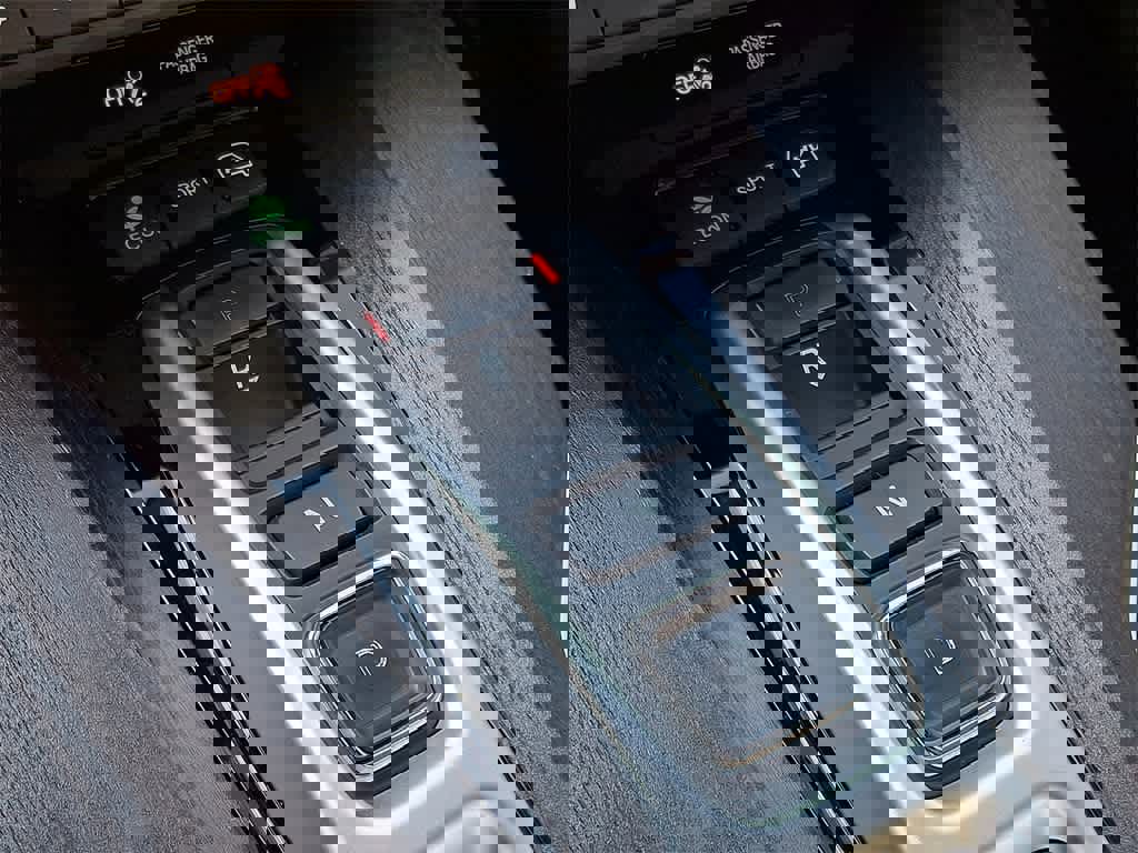 Used 2018 Honda Clarity Touring image 13